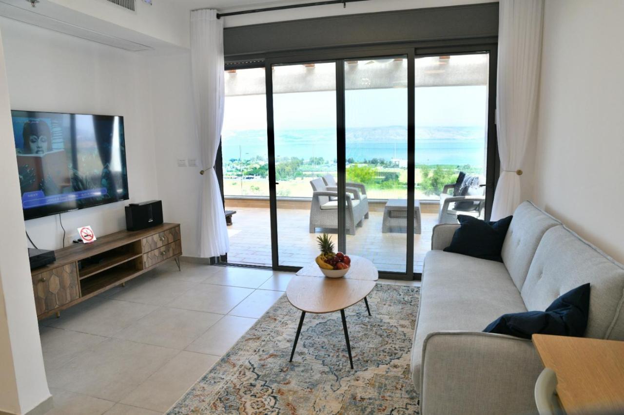דירות מגדל Casa Cohen C Kineret קאסה כהן סי כנרת מראה חיצוני תמונה